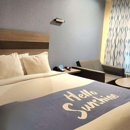 Days Inn By Wyndham Freeport Exteriér fotografie