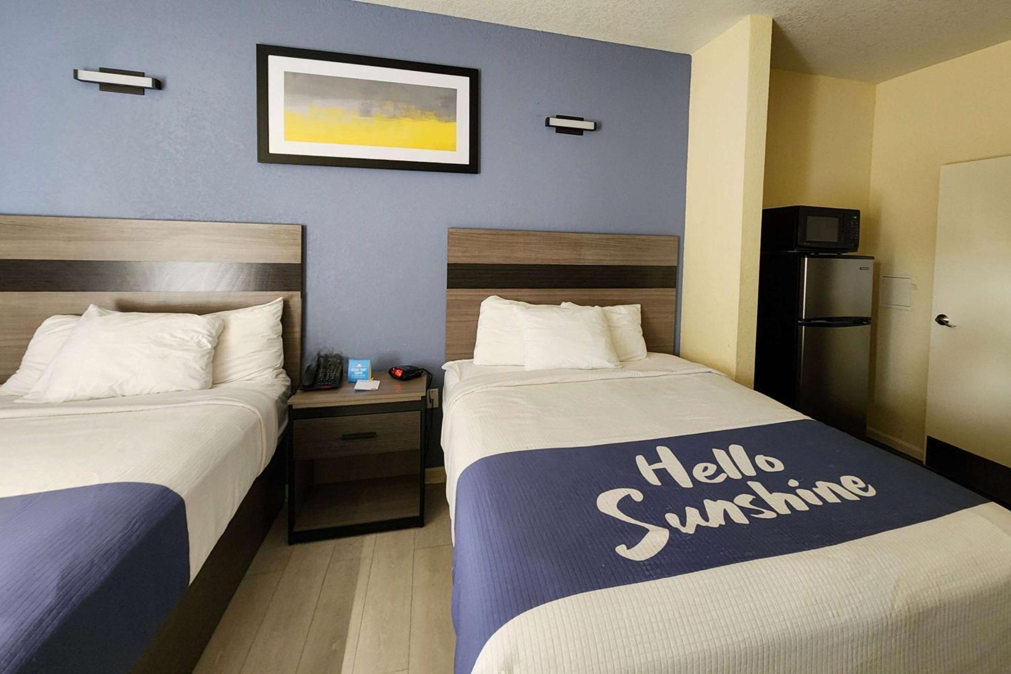 Days Inn By Wyndham Freeport Exteriér fotografie